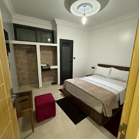Hotel Ahmed Ali Dakhla Bagian luar foto