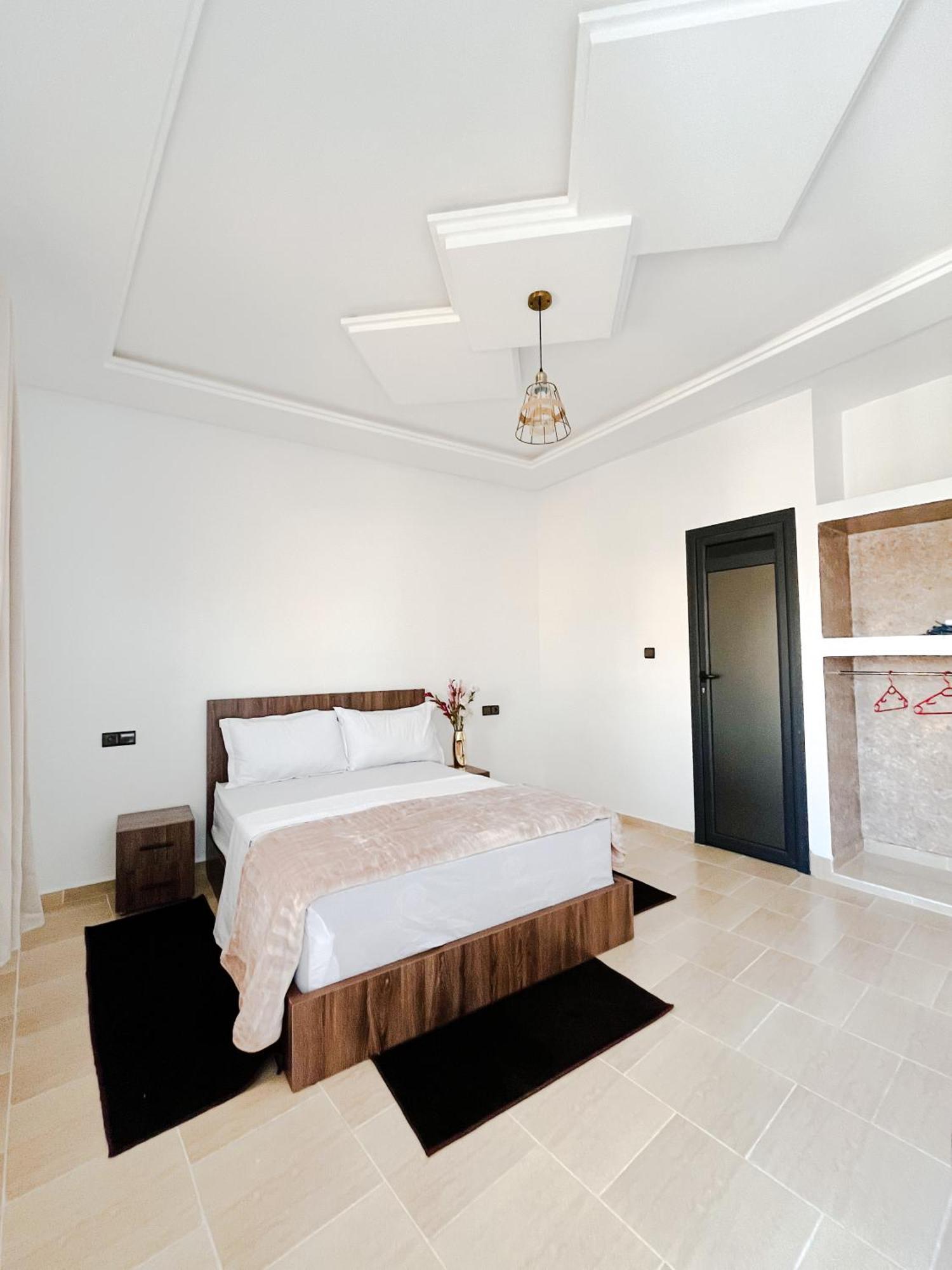 Hotel Ahmed Ali Dakhla Bagian luar foto