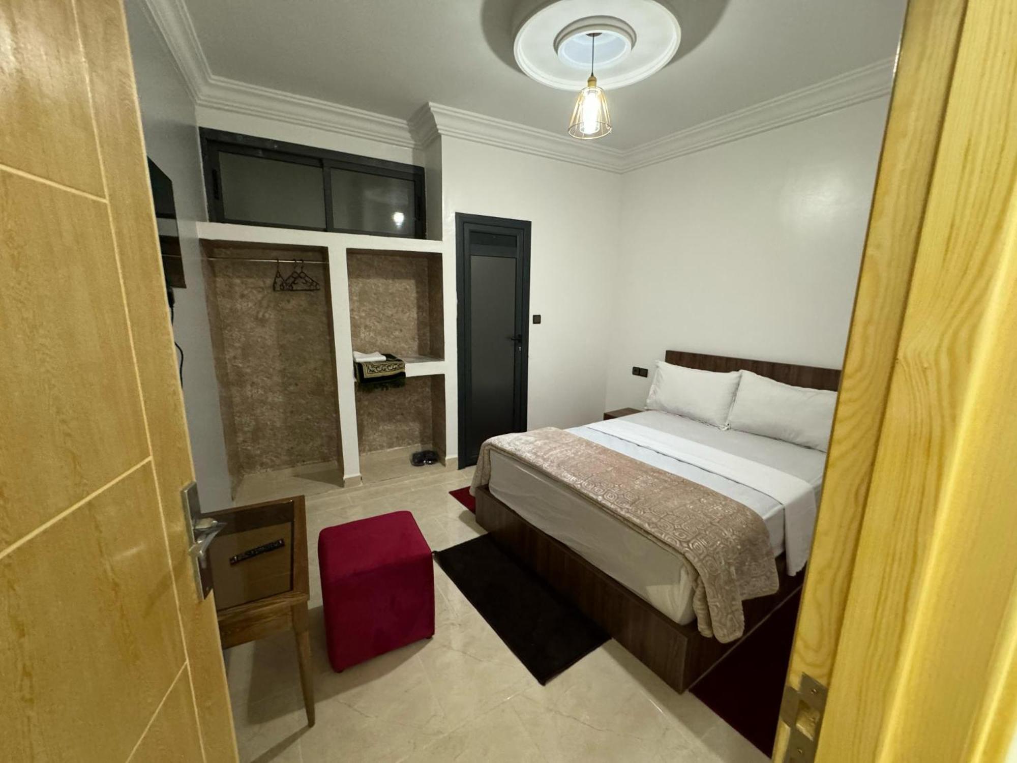 Hotel Ahmed Ali Dakhla Bagian luar foto